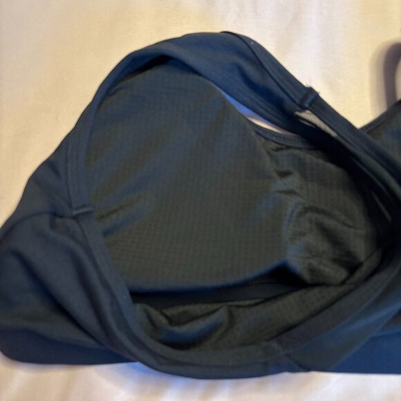 Black Padded Sports Bra - Picture 4 of 6